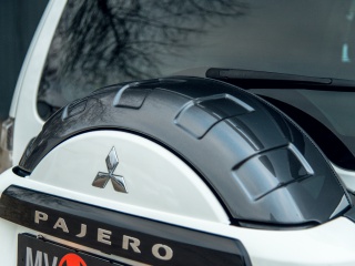 Бокс запасного колеса для Mitsubishi Pajero 4